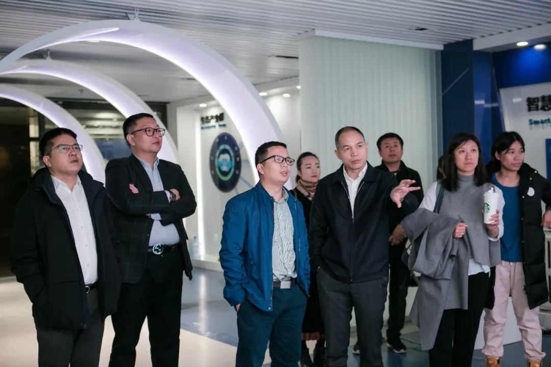 桑德集团董事长_奥古斯特桑德(3)